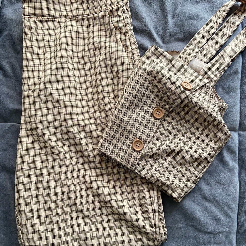 Matching spring set